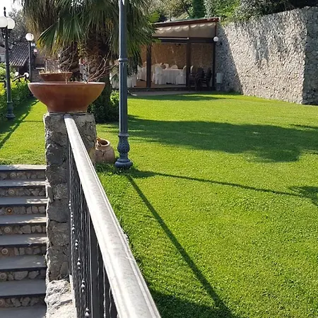بيت ضيافة Al Rifugio 4*
